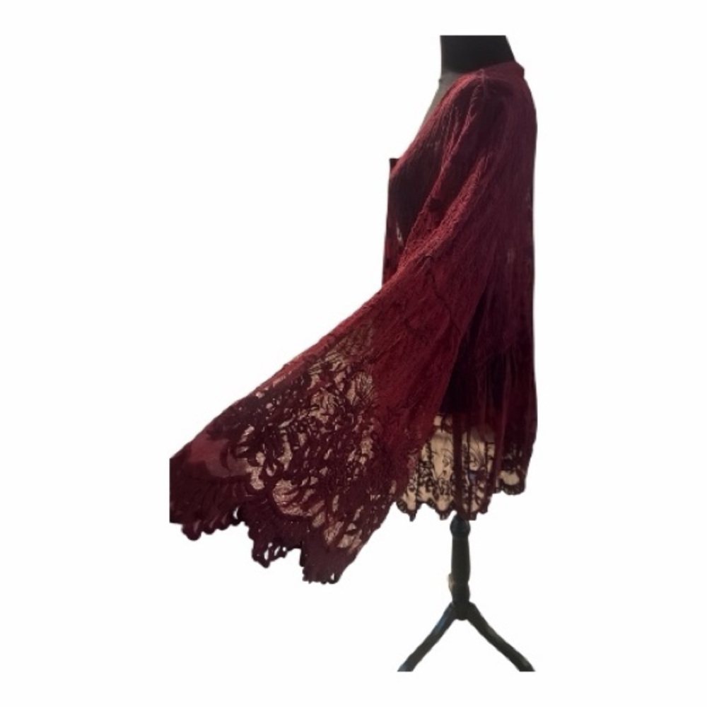 NWT Lane Bryant Floral Lace Top in Rich Burgundy Size 18/20 - Picture 7 of 9